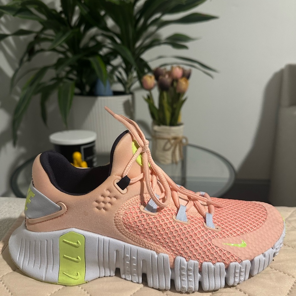 Nike Peach and Neon Green Sneakers